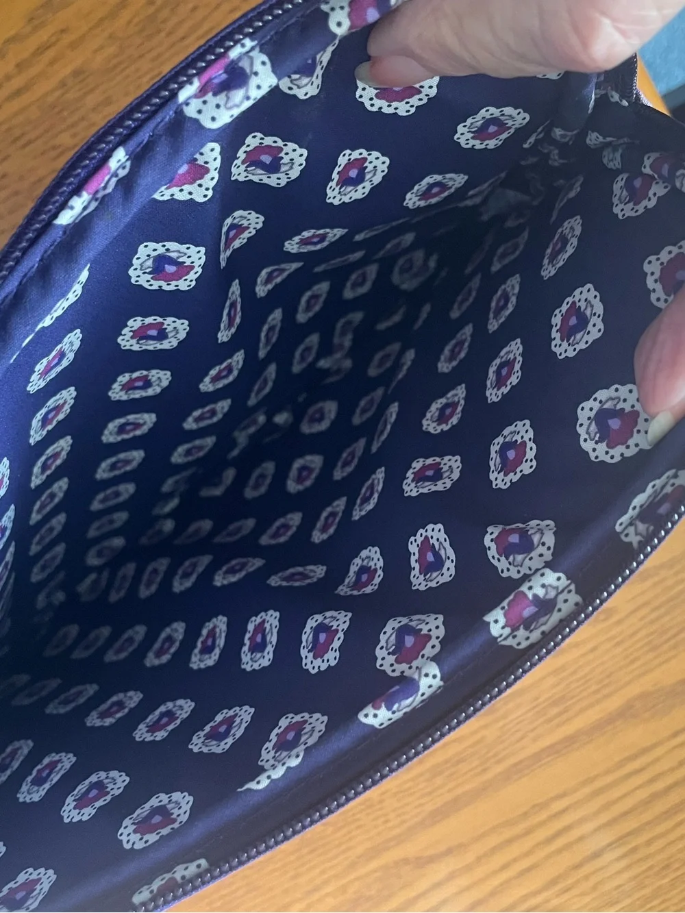 Vera Bradley “Iconic TABLET Sleeve” in Regal Rosette pattern